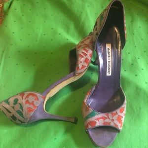 GORGEOUS Manila Blahnik suede purple pumps 38.5